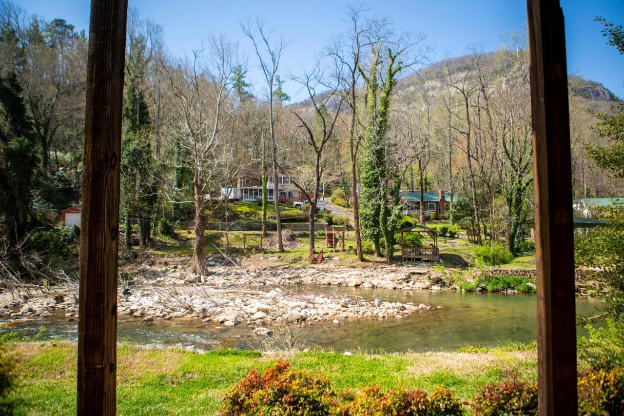 The Chimney Rock Inn & Cottages Exterior foto